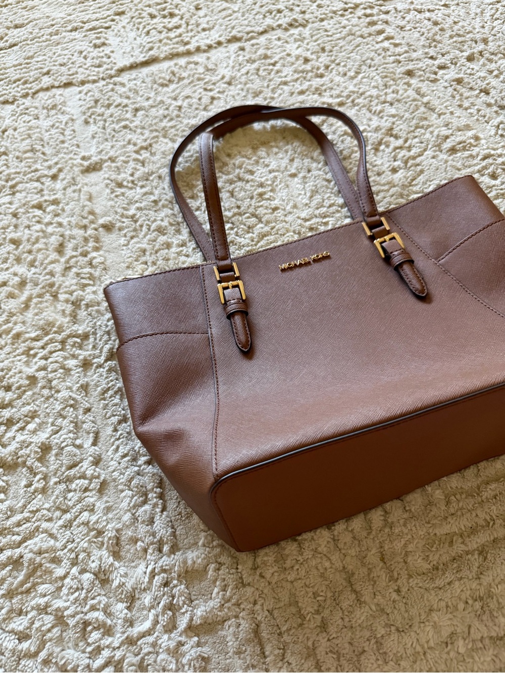 Michael Kors Charlotte Top Zip Tote Brown Saffiano Leather - Picture 3 of 9